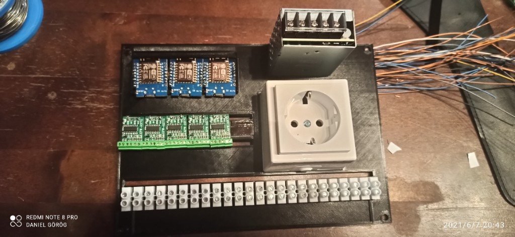 Bankprototyp mit mehreren HX711-Kanälen und Steuerungsmodulen